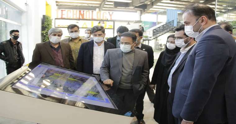 بازدید جناب آقای آذری جهرمی، وزیر محترم ارتباطات و فناوری اطلاعات از پارک علم و فناوری سیستان و بلوچستان