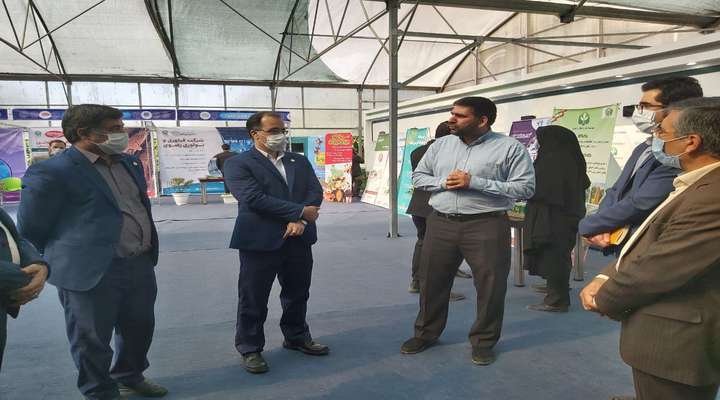 رئیس پارک خراسان از نمایشگاه دستاوردهای فناورانه و دانش‌بنیان آستان قدس رضوی بازدید کرد
