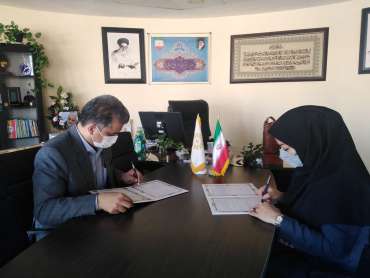 "پارک علم و فناوری کرمانشاه" و "اداره کل کتابخانه های عمومی استان" تفاهم نامه همکاری امضا کردند