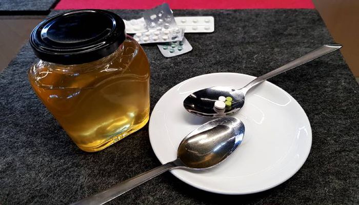 خواص عسل؛ ۹ خاصیت دارویی مهم عسل که باید بدونین