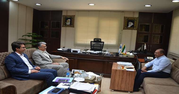 سرپرست پارک علم و فناوری خوزستان در نشست با مدیرعامل ملی حفاری؛  صنعت ناگزیر به استفاده از فناوری های نوین است
